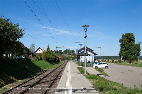 Bild Bahnhof Dinhard Schienenverkehr Schweiz Ch