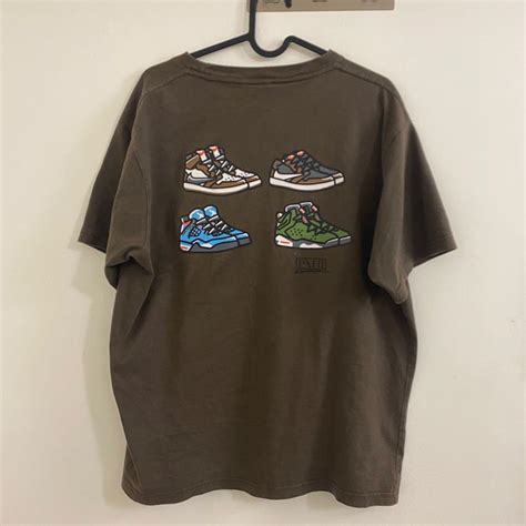 Travis Scott Oversized T Shirt 他的時尚 上身及套裝 T恤和Polo衫在旋轉拍賣