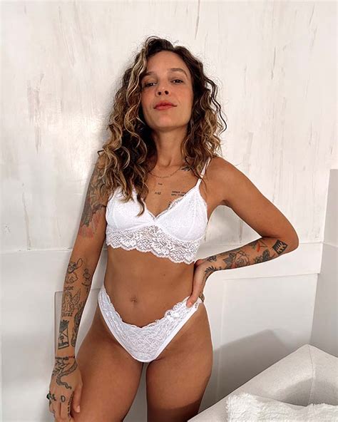 Conjunto lingerie top triângulo sem bojo calcinha asa delta vovó Gerarda Joelma Lingerie