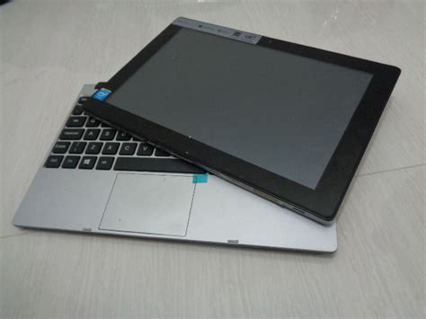 Tabletlaptop Acer One 10 S1001 Intel Atom Processor Z3735f