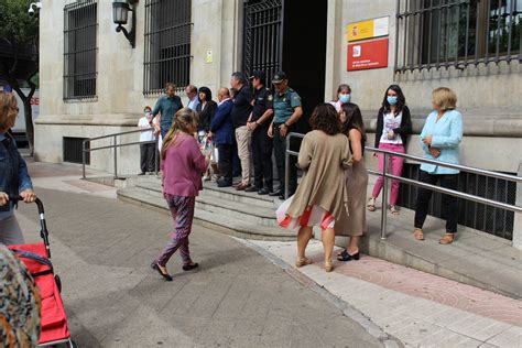 Fotos León Se Suma Al Minuto De Silencio Por Las Víctimas De Violencia