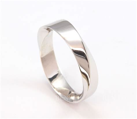 Mobius Wedding Band Modern Mm Wide Mobius Wedding Band Etsy