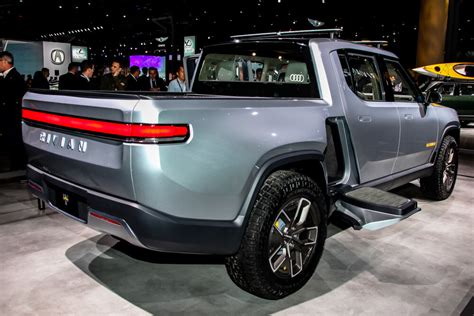 Cars Were Into Rivian R1s All Electric Suv Dealer Authority