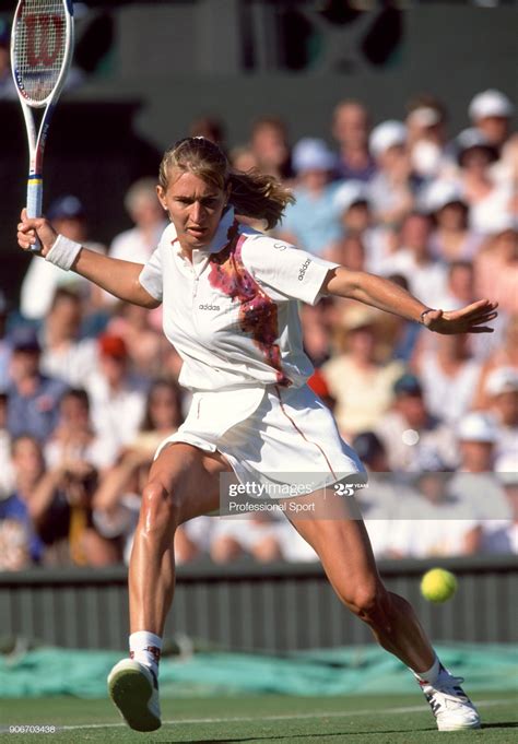 Photo D Actualit Steffi Graf Of Germany In Action During The