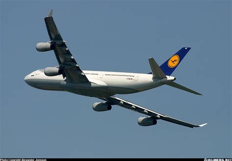 Airbus A340-211 - Lufthansa | Aviation Photo #0254962 | Airliners.net