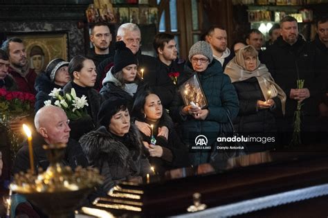 Cephede Hayat N Kaybeden Ukraynal Asker I In Cenaze T Reni D Zenlendi