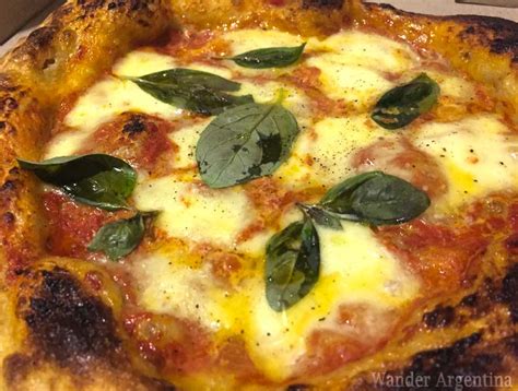 Guide to Pizza in Buenos Aires: Where to Go for the Best Pie