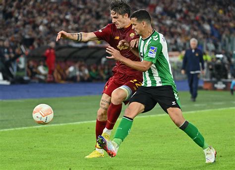 Betis Roma Horario y dónde ver hoy en TV el partido de Europa League