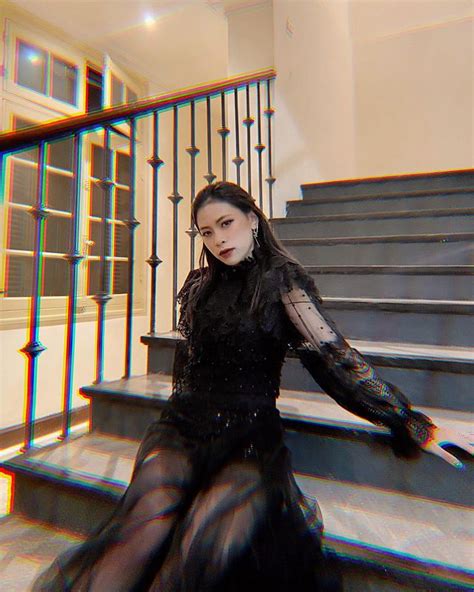 Lạ đời hot TikTok Dance thể hiện điệu nhảy uốn dẻo dù thời tiết