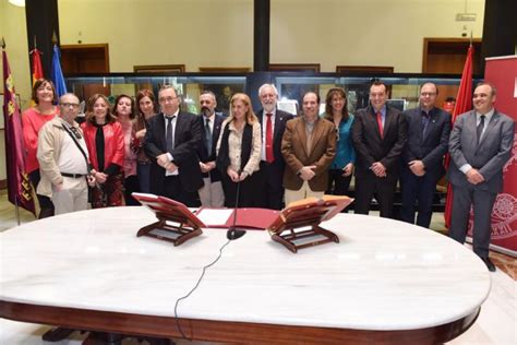 La Universidad de Murcia celebró la toma de posesión de ocho nuevos