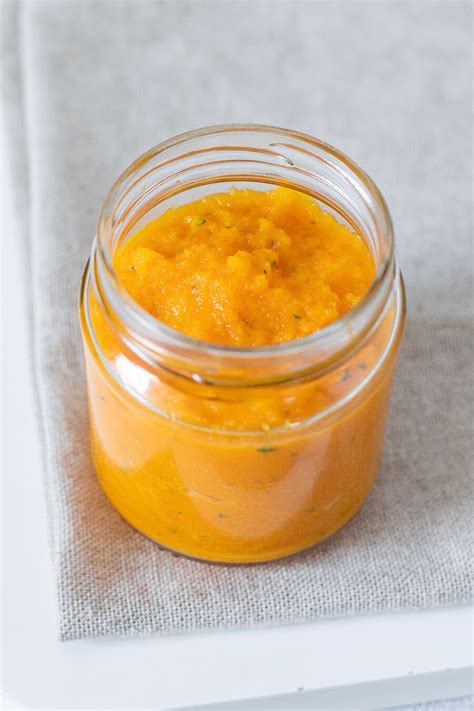 Purée de carottes aux herbes Cuisinez pour bébé