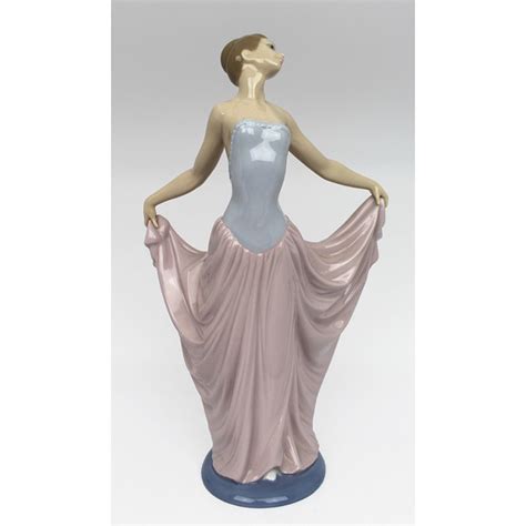 Lladro Figurine Lady With Splayed Dress