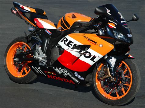 Wallpaper Repsol Honda Cbr New Hd Wallon