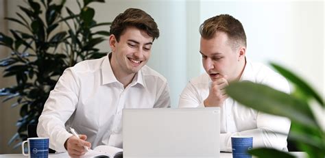 Ausbildung Zur Fachinformatikerin Bzw Fachinformatiker F R