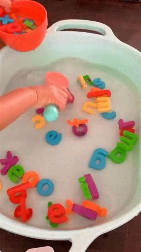 Toddler Sensory Bin Idea | Water Sensory Bin | Water play | Baby Play ...