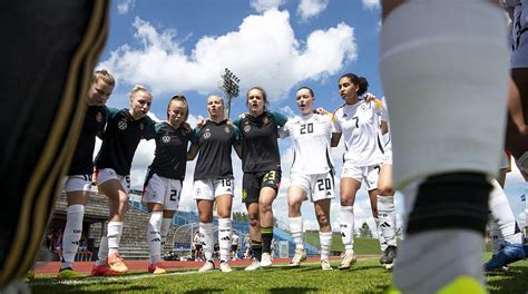 WM Lehrgang U 20 testet gegen Schweden DFB Deutscher Fußball Bund