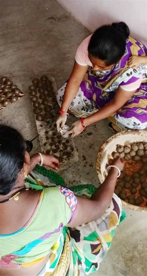 Cow Dung Diyas For Eco Friendly Diwali To Earn Livelihood For Village