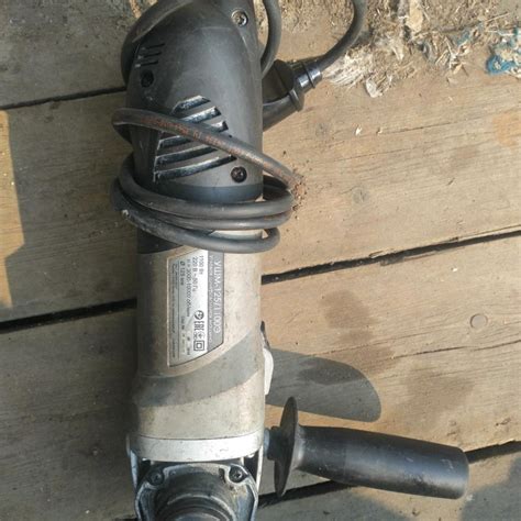 Продаю болгарку Интерскол УШМ 125/1100Э – купить в Якутске, цена 1 500 ...