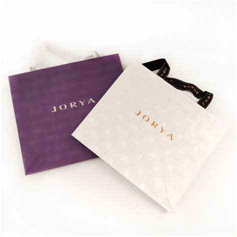 Custom Hot Stamping Paper Bag With Silk Ribbon Handle Bavora