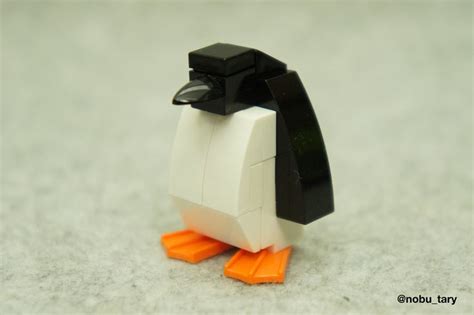 Penguin | Lego penguin, Micro lego, Lego craft