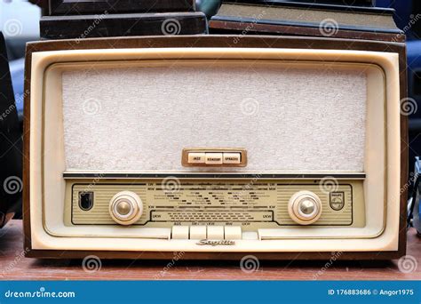 Ota Selv Imagen Vintage Radio Philips Abzlocal Fi