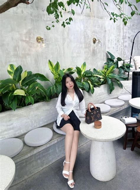 Khám phá bộ hình ảnh gái xinh mặc bikini đầy cuốn hút