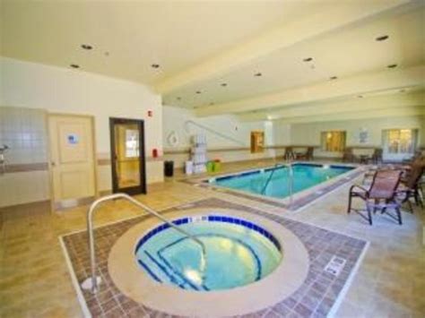 Holiday Inn Express and Suites Missoula in Missoula (MT) - Room Deals ...