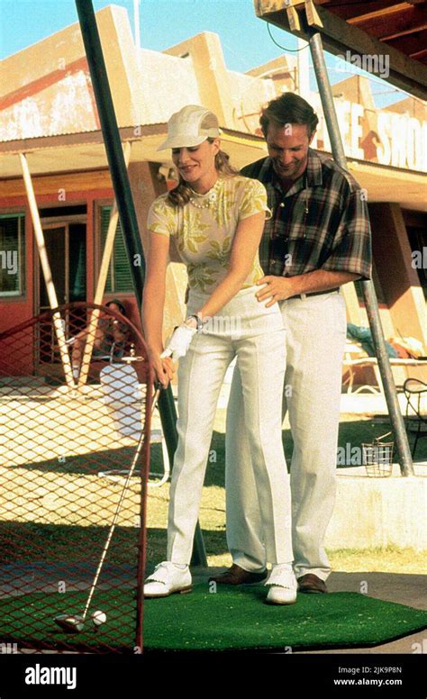 Rene Russo And Kevin Costner Film Tin Cup Usa 1996 Characters Dr