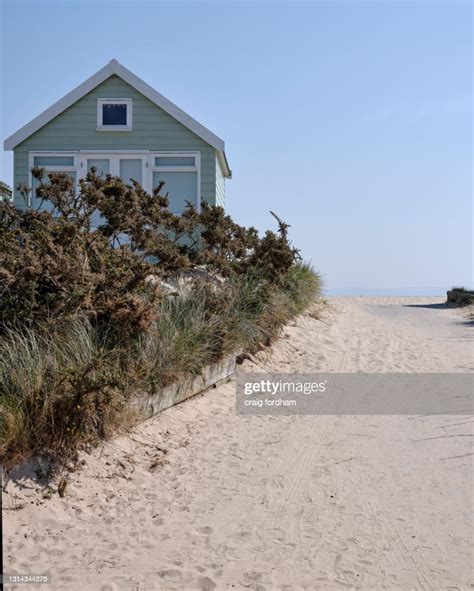 Dorset Coastline 1 High-Res Stock Photo - Getty Images