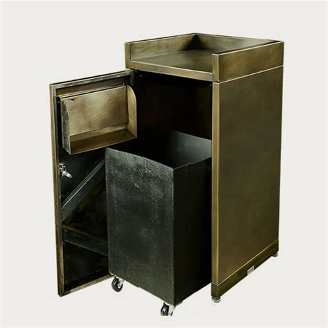 Wheelie Tray Manager