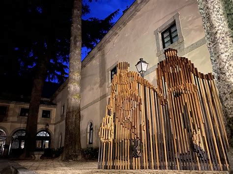 Exposici N De Jes Grinda Sobre Piezas Art Sticas De Madera Sala De