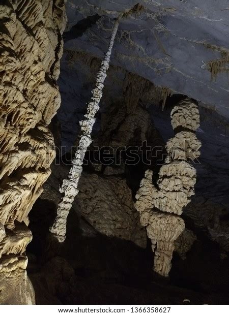 Grutas De Bustamante Nuevo Leon Cave Shutterstock