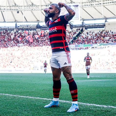 Pedro E Gabigol Somam Quase 50 Dos Gols Do Flamengo No Ano E