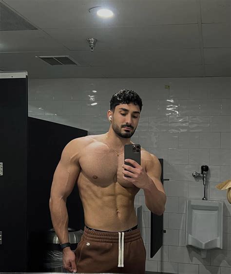 8 Best U Ethanshreds Images On Pholder Alpha Male Porn Hot Guys And