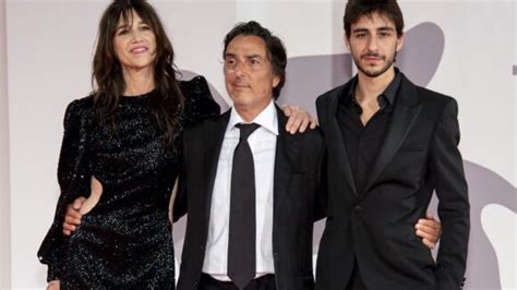 Photo Charlotte Gainsbourg Et Yvan Attal Ont Trois Enfants Dont Un