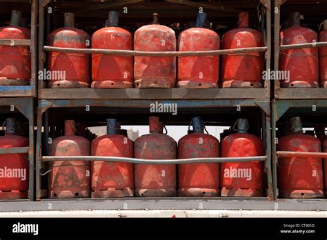 Propane Cylinders Hi Res Stock Photography And Images Alamy