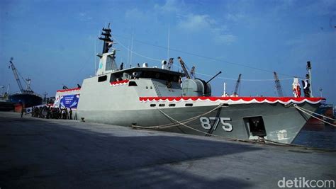 Peresmian Kri Dorang 874 Dan Kri Bawal 875 Asli Buatan Indonesia