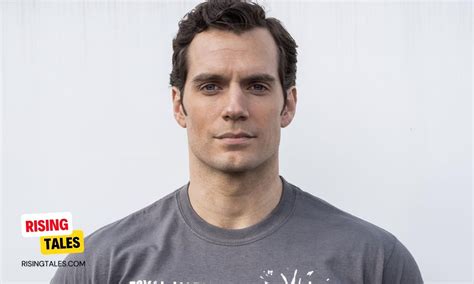 Henry Cavill Age, Career, Family, Height, Hobbies, Girlfriend, Net ...