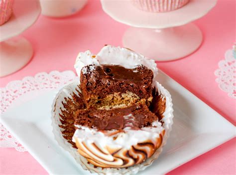 How To Prepare Tasty Chocolate Cream Pie Cupcakes Prudent Penny Pincher