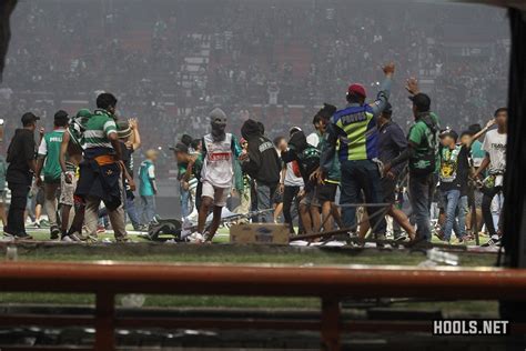 Persebaya Fans Riot Following Defeat To Pss Sleman Hools Net