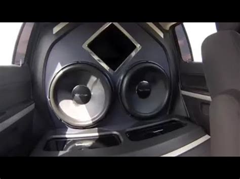 2 Rockford Fosgate T3 19 Subwoofers 2 Rockford Fosgate T2500