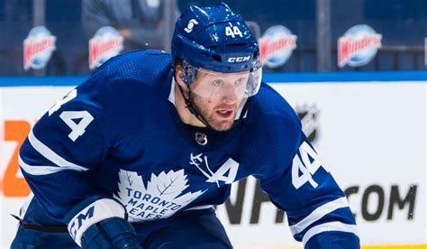 Morgan Rielly signs eight-year, $60M extension with the Leafs