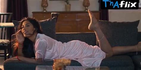 Sharanya Jit Kaur Breasts Bikini Scene In Palang Tod Zaroorat Tnaflix