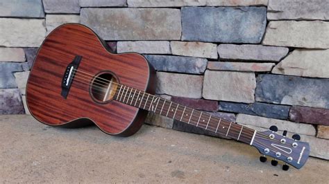 Oliver Mahogany Live Review | Orangewood | Acoustic Guitars | Reviews @ Ultimate-Guitar.Com