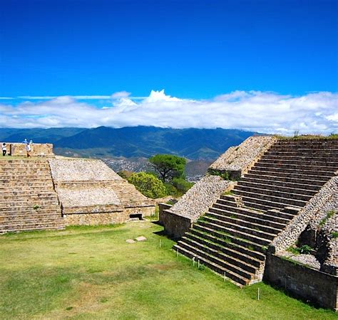 Zona Arqueol Gica De Monte Alb N