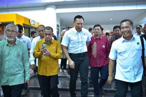 Tempuh Jalur Darat Selama Jam Menteri Ahy Menuju Lahan Relokasi