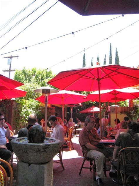 One More Bite Blog | Food | Travel | Adventures: Aroma Cafe - Midday