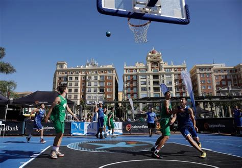 Vuelve A M Laga El Plaza X Caixabank Baloncesto Gratuito Para Todos