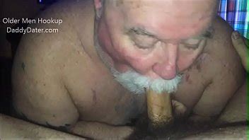 Chubby SIlverdaddy Sucks My Cock And Eats My Ass XNXX
