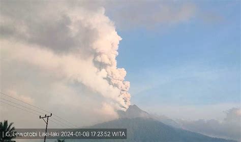 Sindo Hi Lite Gunung Lewotobi Laki Laki Di Flores Timur Erupsi Kembali